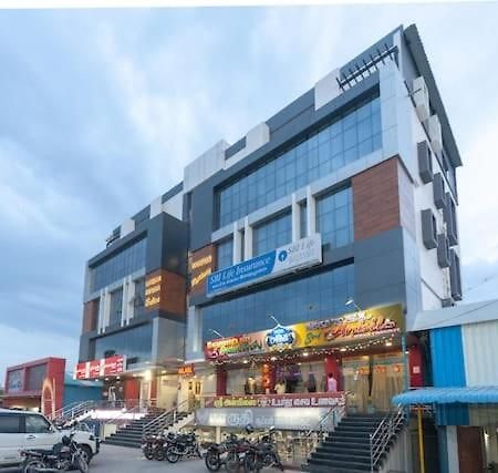Famous Residency 호텔 Tiruchirappalli 외부 사진